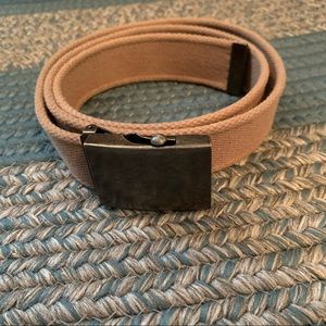 Men’s Clasp Adjustable Belt